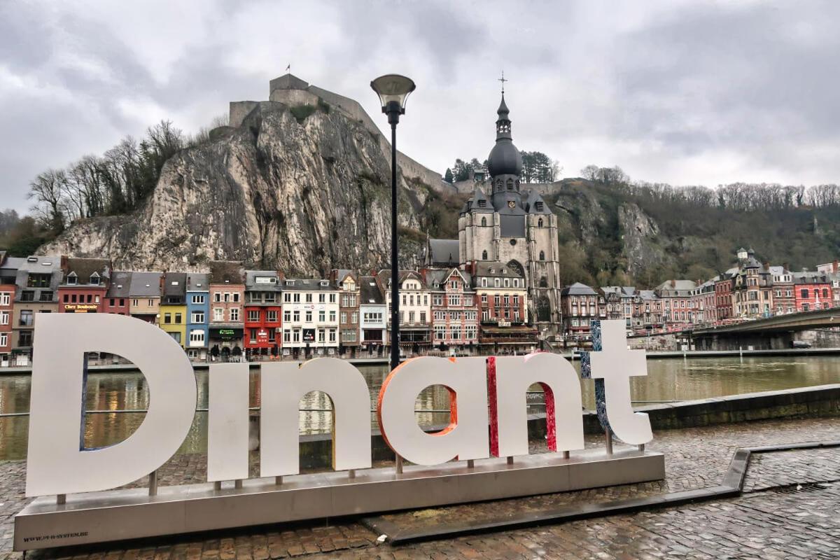 Hotel Monsieur Michel Dinant Esterno foto